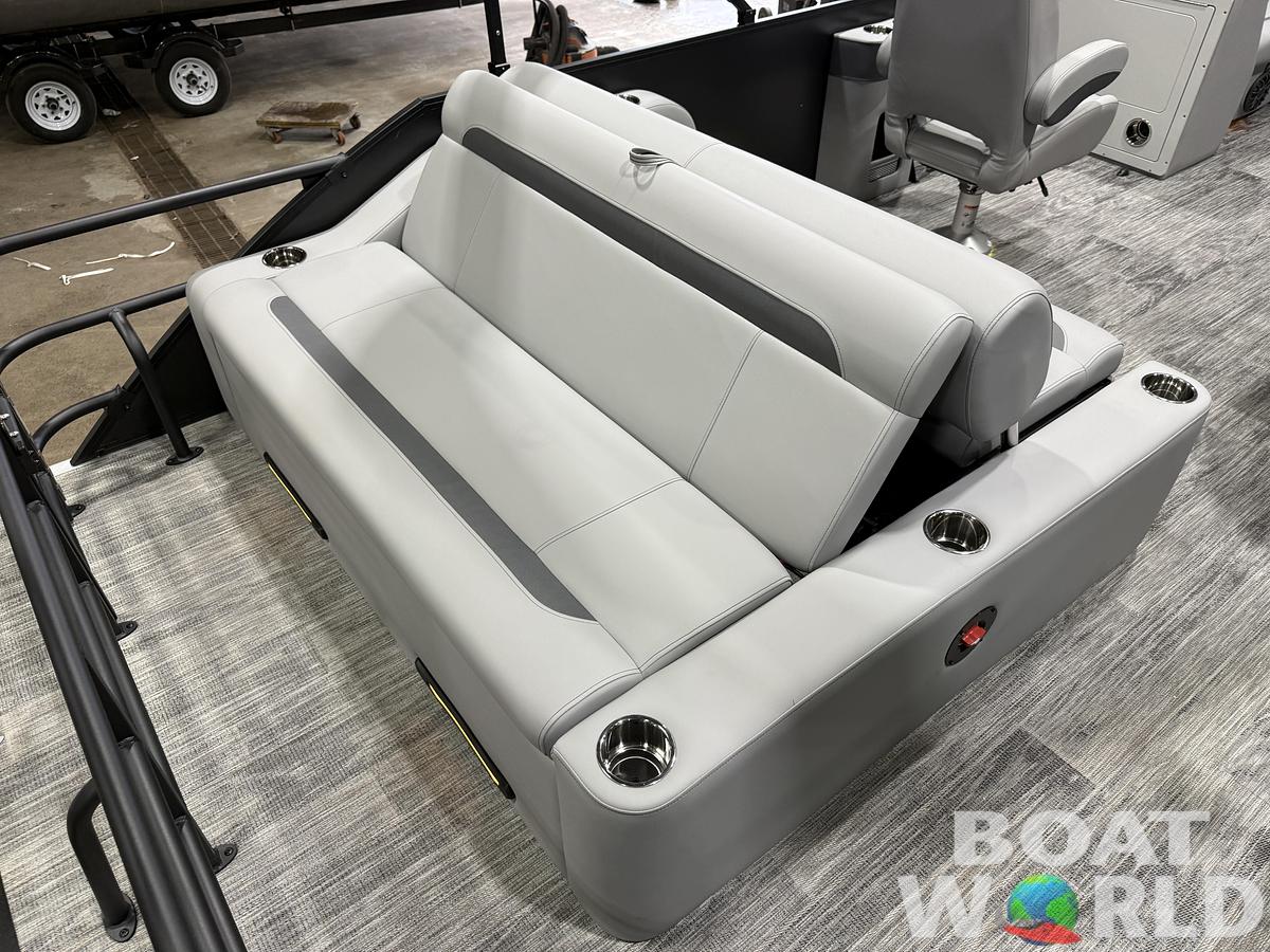 2027 Bentley Legacy 220 Swingback Pontoon $44995