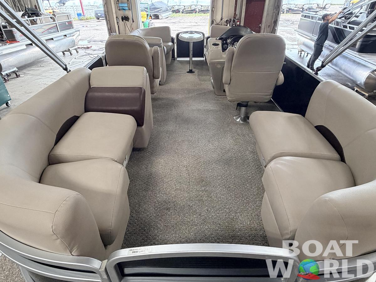 Used 2016 Weeres 220 Legacy & 90HP Yamaha 4Stroke -$19,995