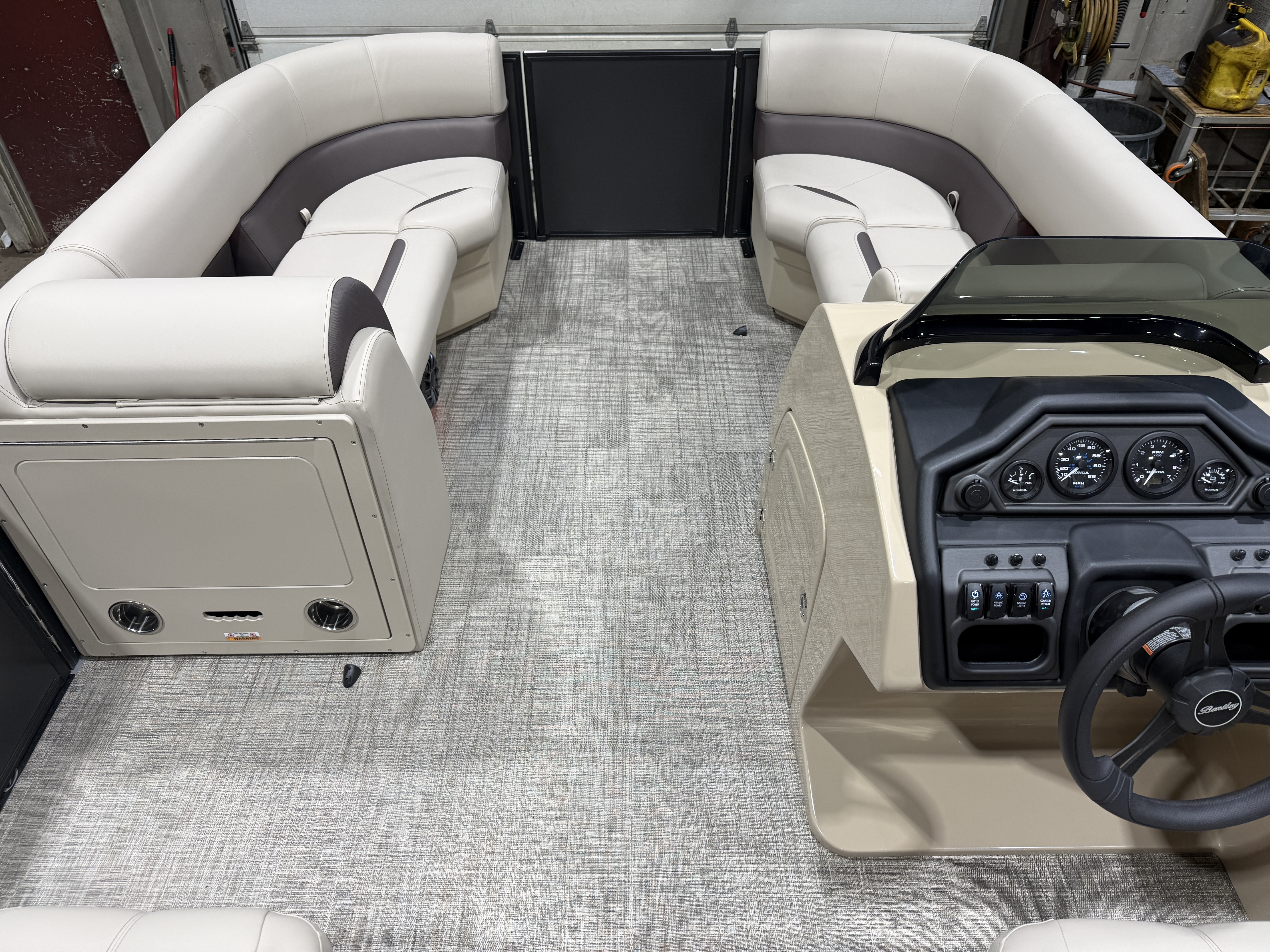2027 Bentley Legacy 220 Navigator Quad Lounge Pontoon $42995