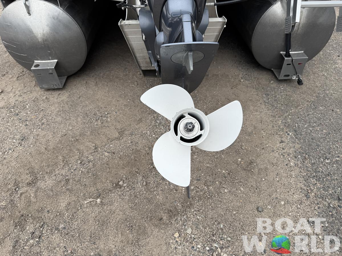 Used 2021 Sweetwater  2086 FX Pontoon