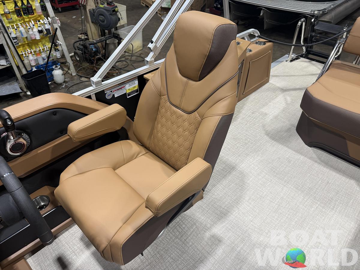 2026 Tahoe Pontoons LTZ 2185 Cruise Rear Bench (CRB) 