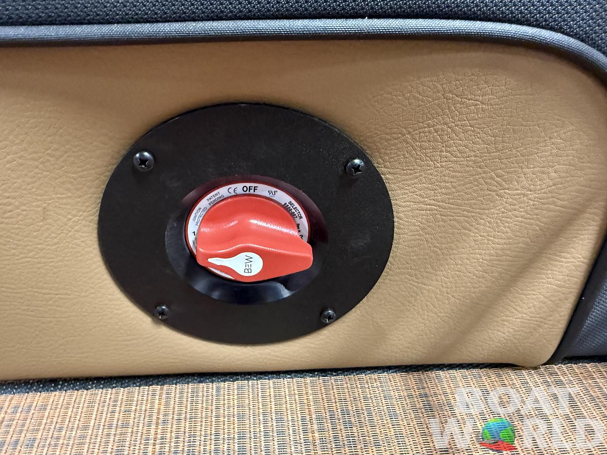 2027 Bentley 350HP Elite 253 Admiral Quad Lounge Tritoon $89995