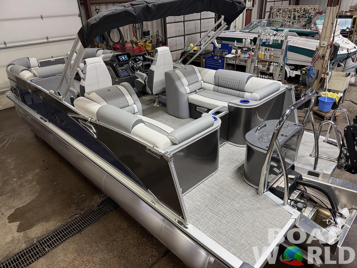 2025 Tahoe Pontoons Cascade 2385 Quad Lounge Tritoon & Honda 4-Stroke EFI