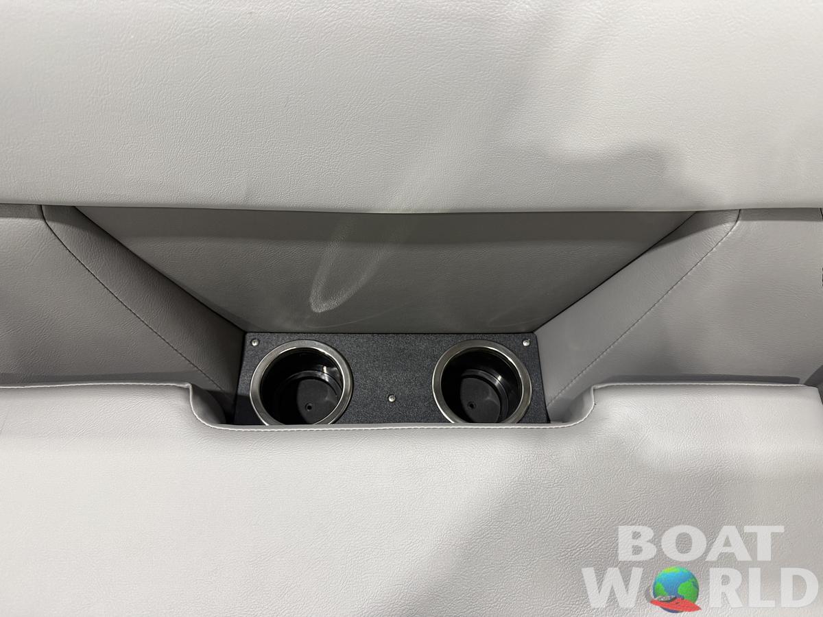 2026 Princecraft Vectra 23 RL SS Swingback Pontoon