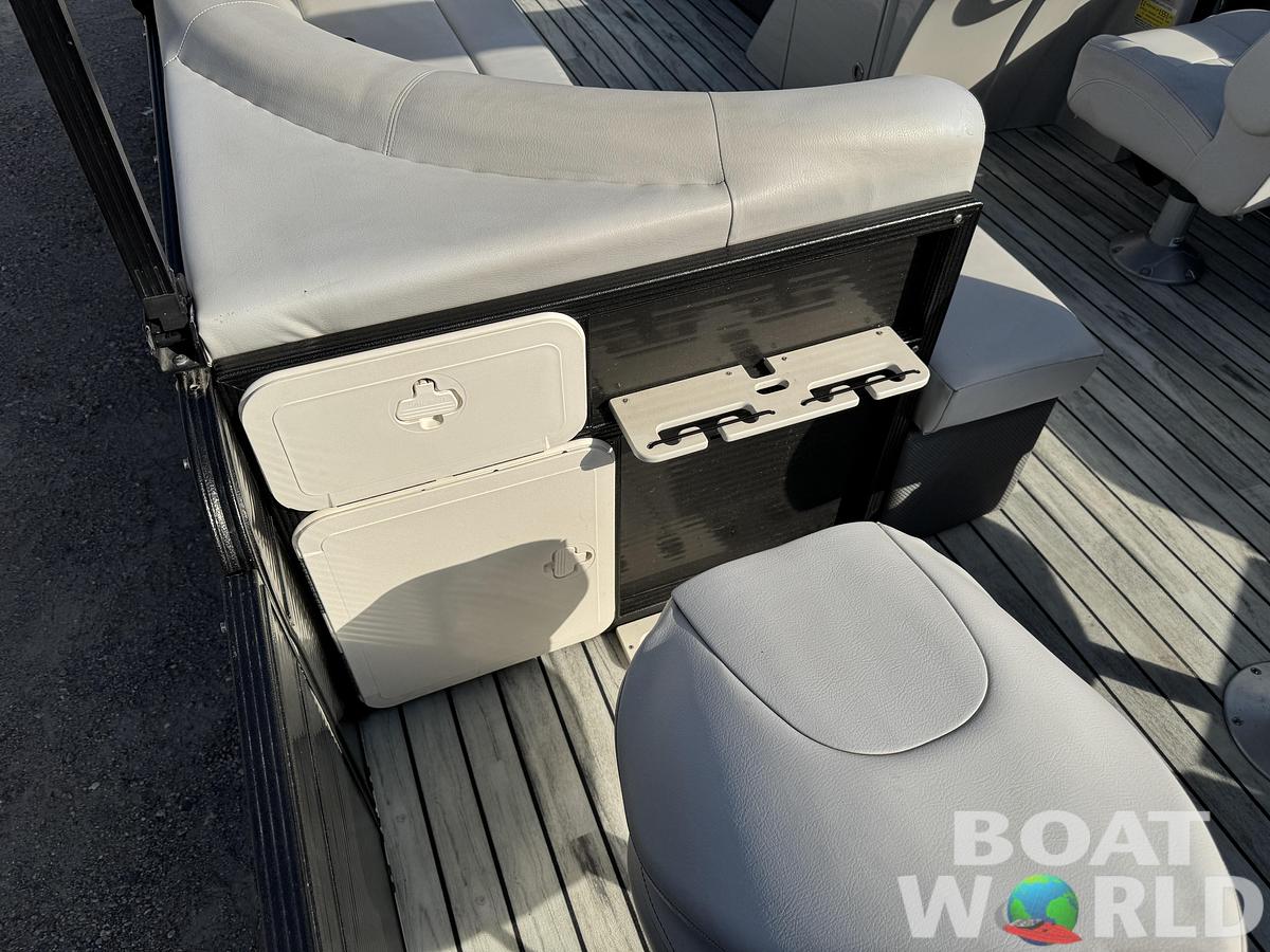 Used 2017 Crest  200 Pontoon with 115HP Yamaha Fourstroke EFI