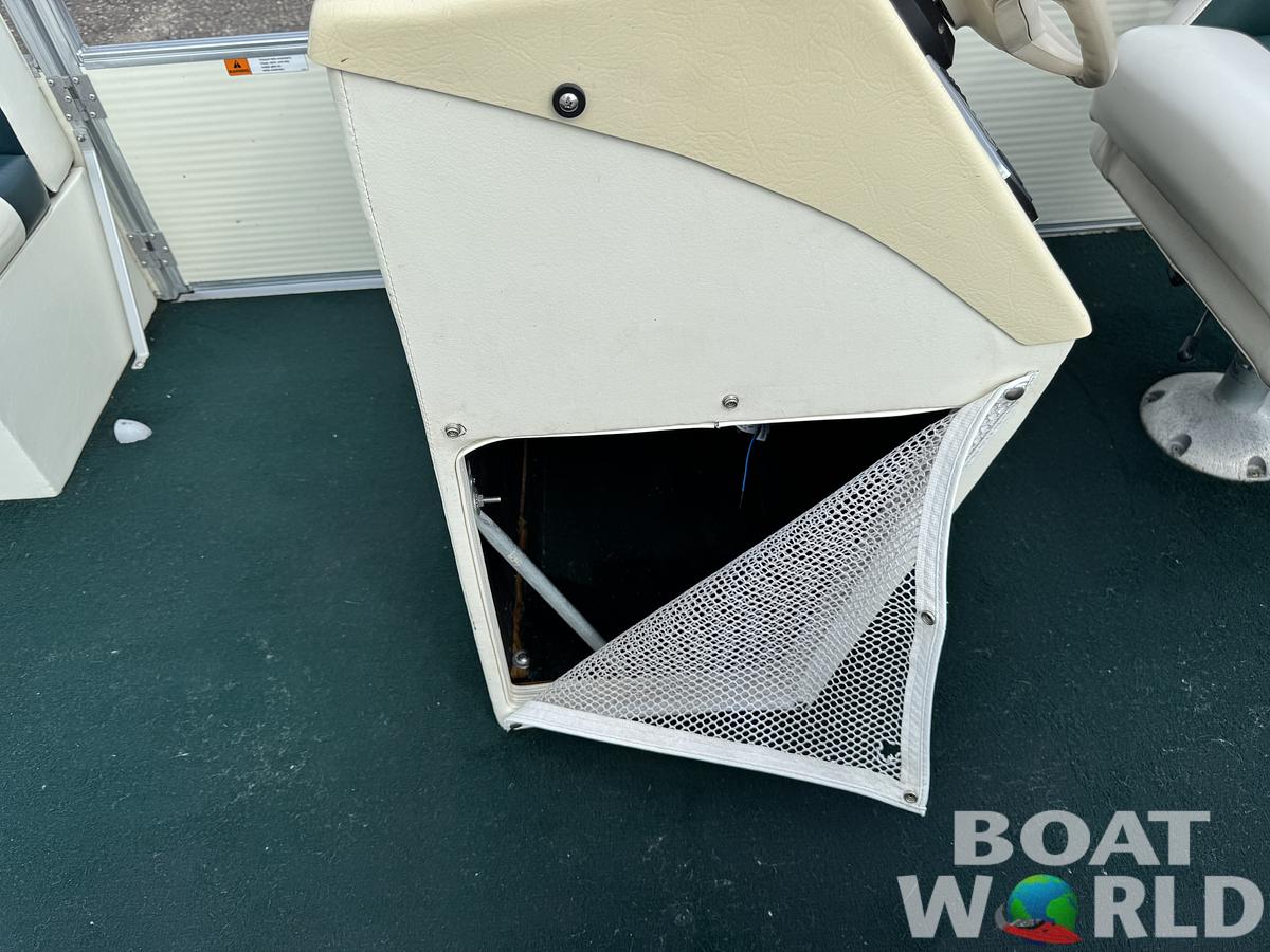 Used 1999 Lowe Suncruiser Malibu 180