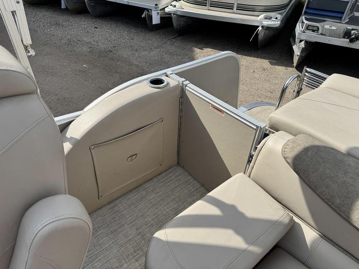 Used 2019 Tahoe Pontoons Cascade 2385 Cruise Pontoon