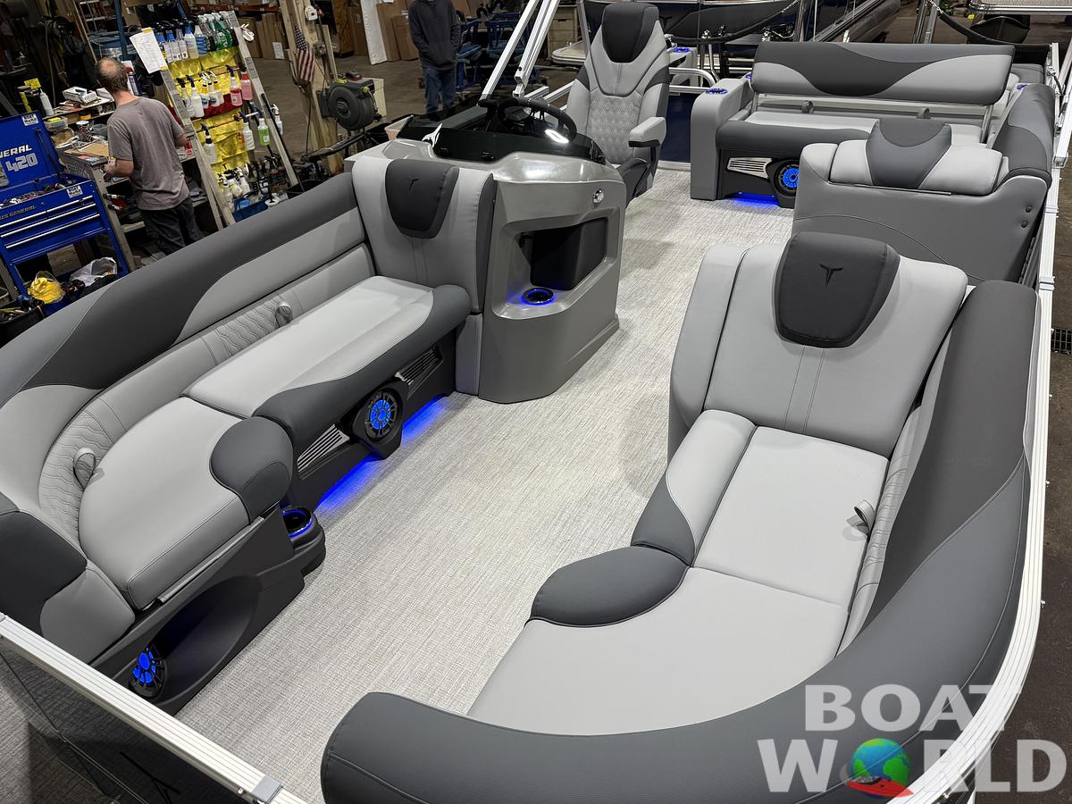 2026 Tahoe Pontoons LTZ 2385 Swingback (VRB) Tritoon