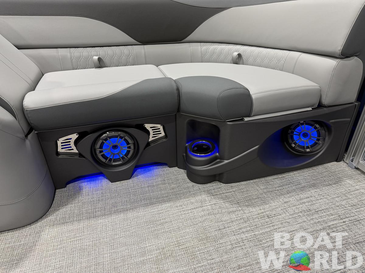 2026 Tahoe Pontoons LTZ 2385 Quad Lounge Tritoon