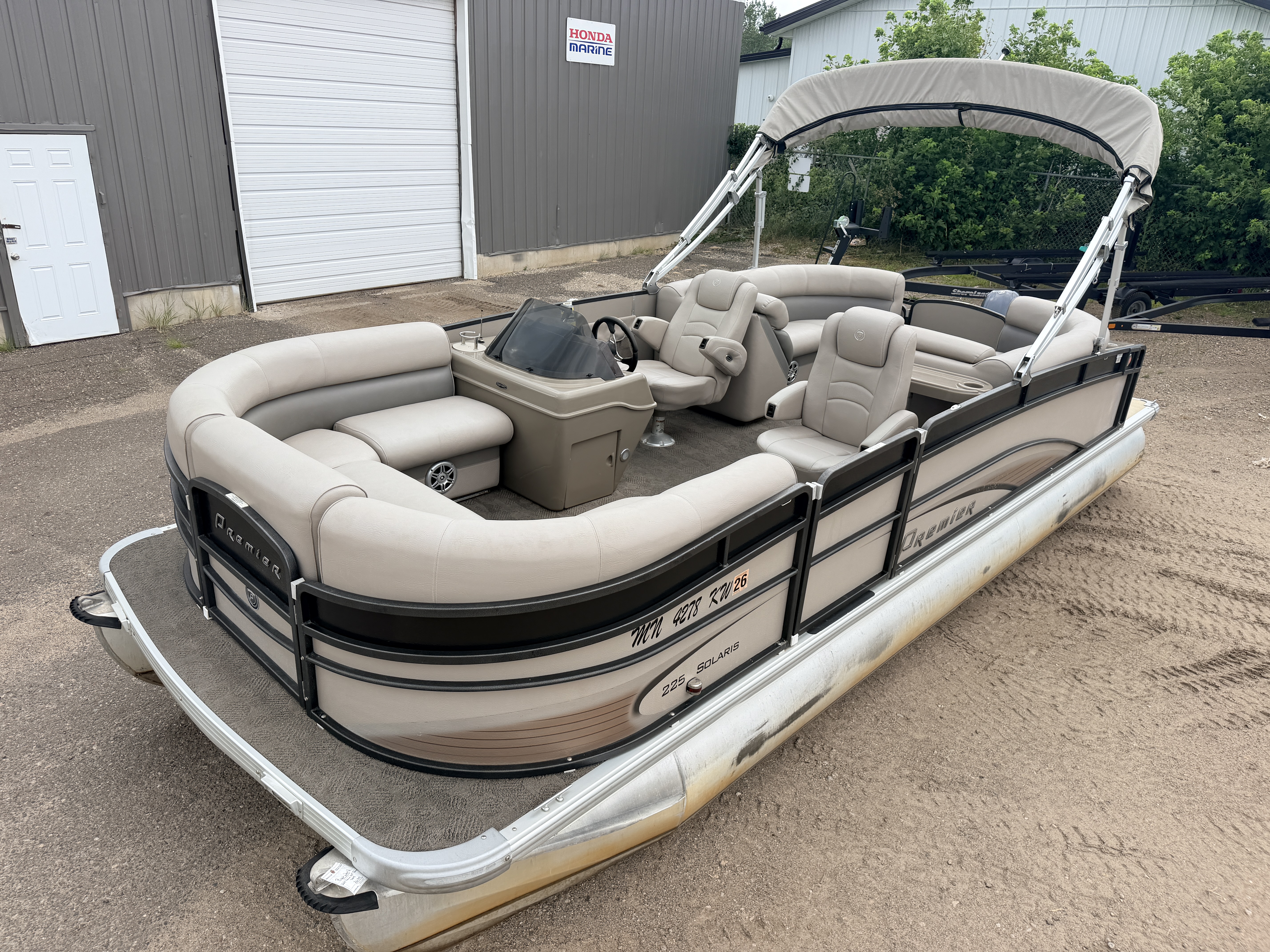 Used 2012 Premier 225 Solaris & 50HP Yamaha 4Stroke -$19,995