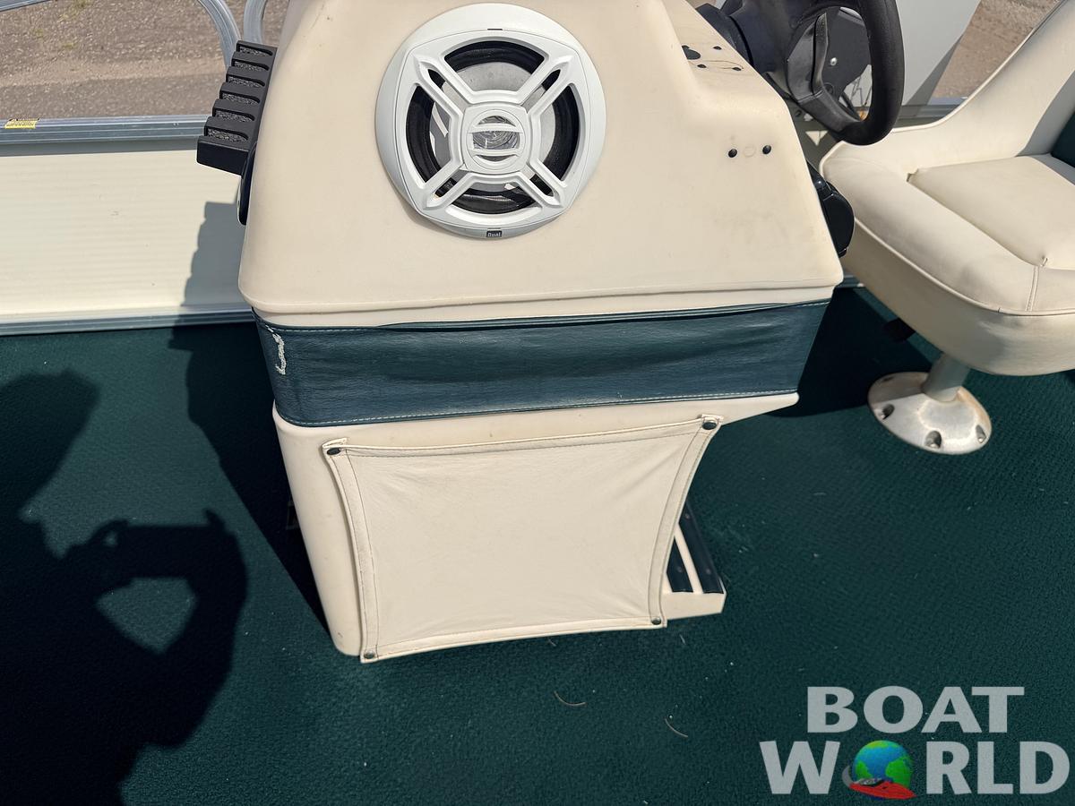 Used 2003 Odyssey 1903 Fish & Cruise & 40HP Johnson 4Stroke -$10,995