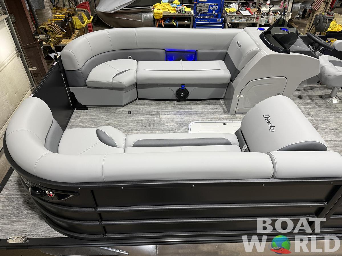 2026 Bentley Legacy 243 Swingback Tritoon & 300HP $68995