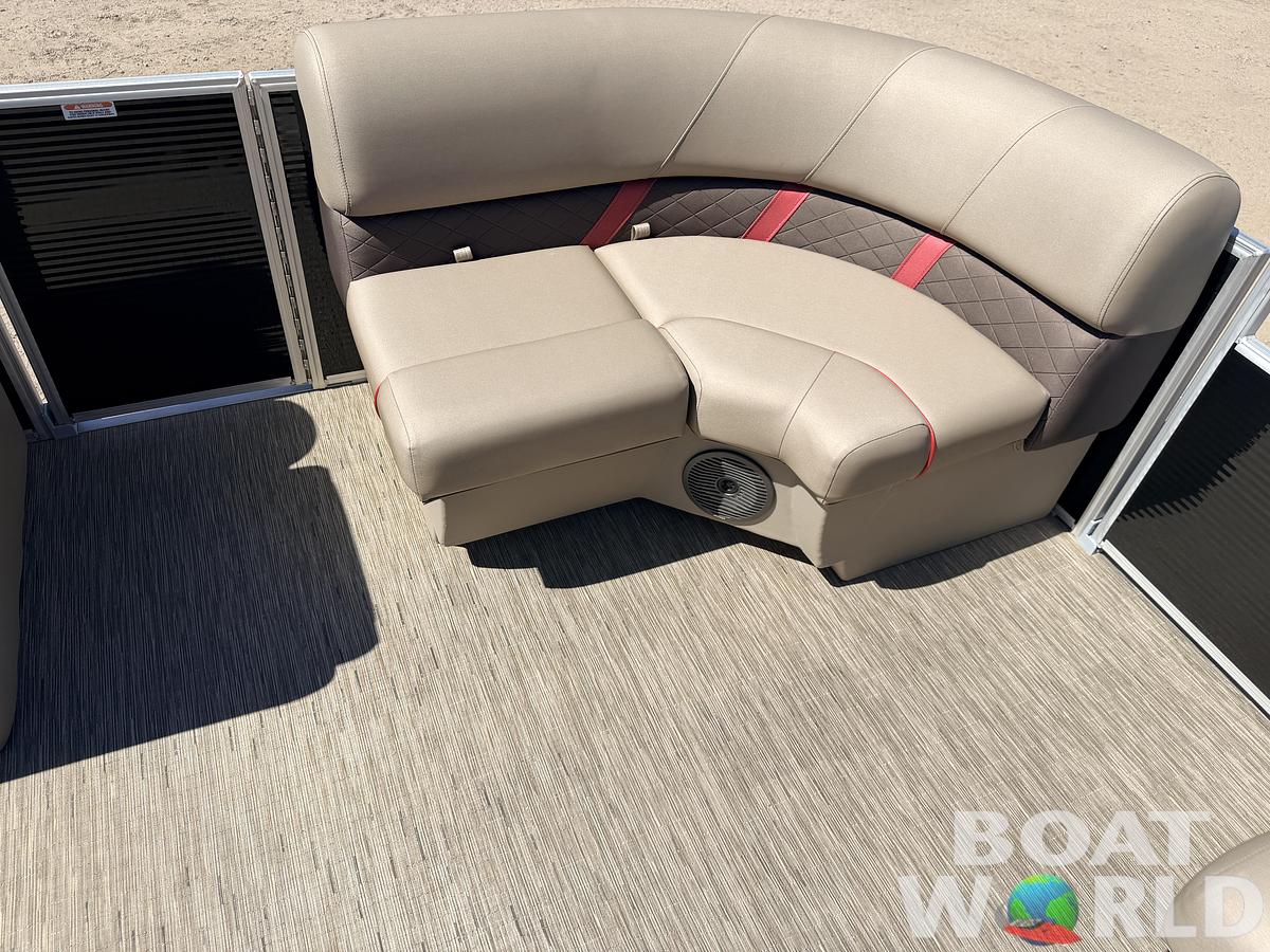 Used 2023 Bennington 20 SX Cruise & 90HP Yamaha 4Stroke - $31,995