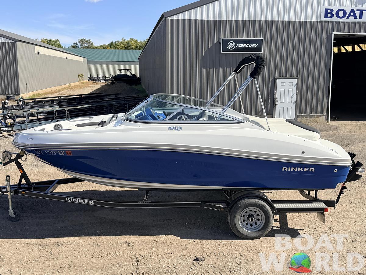 Used 2017 Rinker QX19 Bowrider & 250HP 4.5L V6 Mercruiser -$17,995