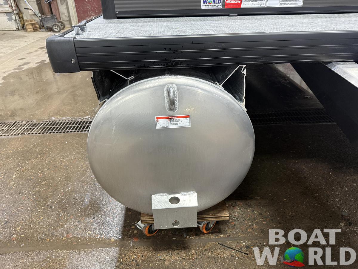 2026 Princecraft Vectra 23 RL SS Swingback Pontoon 