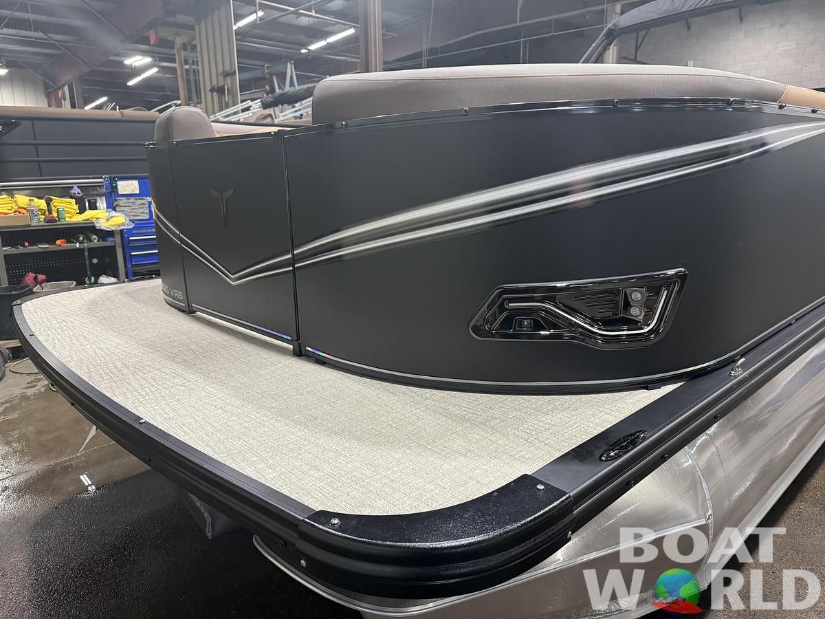 2027 Tahoe LTZ 300HP VRB Windshield Swingback $69995