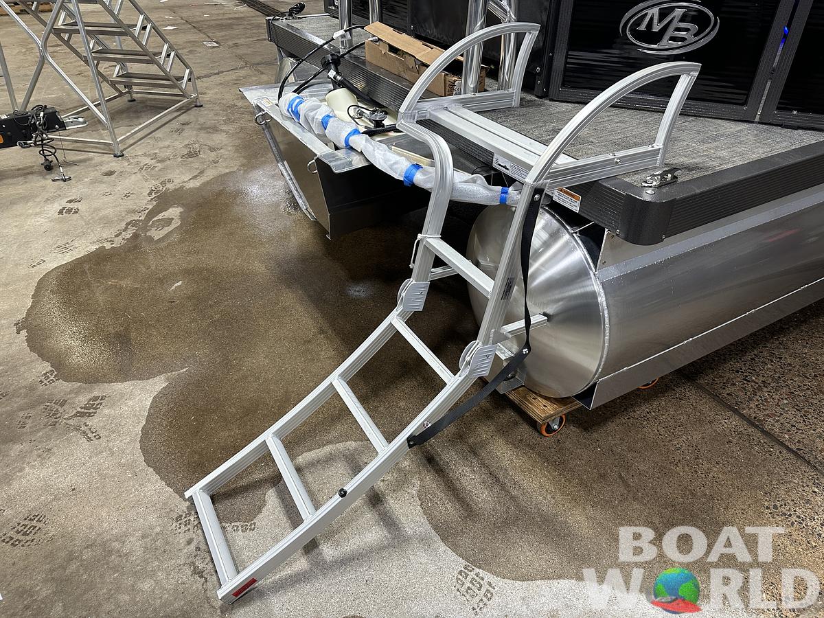 2025 Montego Bay 8522 Fish & Cruise Tritoon & Honda 150HP 4-Stroke EFI