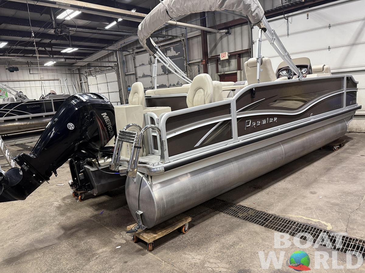 Used 2016 Premier 220 Castaway