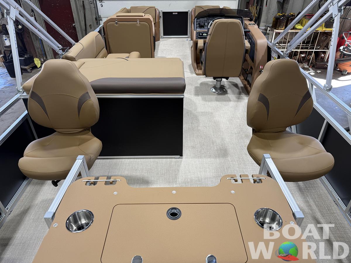2027 Tahoe Sport Rear Fish 2385 & 4-Stroke $37995