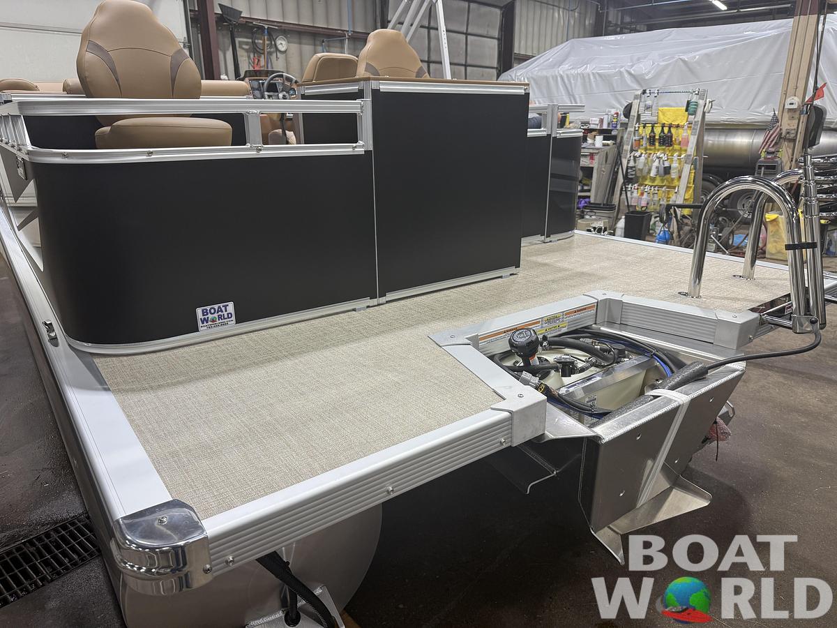 2026 Tahoe Pontoons Sport 2180 Rear Fish