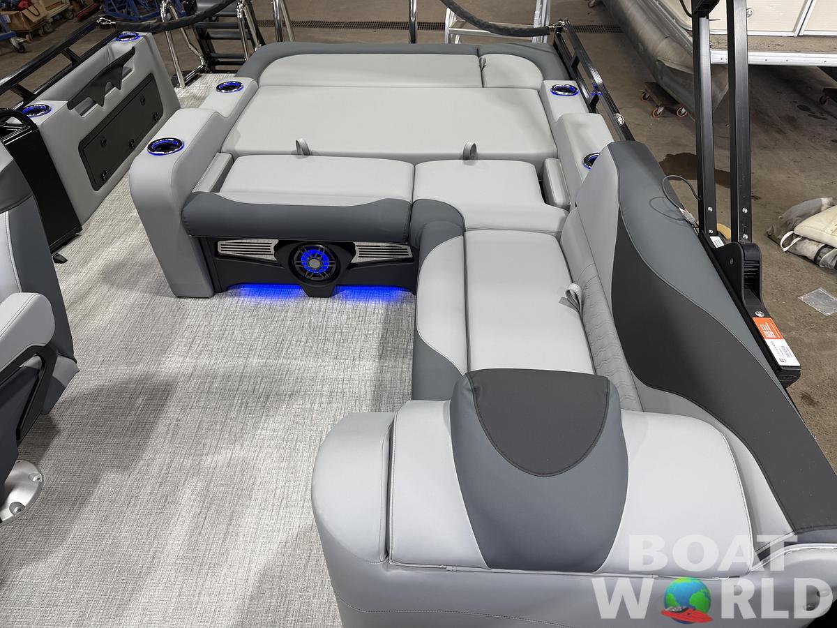 2027 Tahoe LTZ 300HP VRB 2585 Swingback Tritoon $69,995