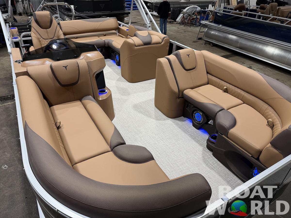 2026 Tahoe LTZ VRB Swingback Tritoon & Honda $51995