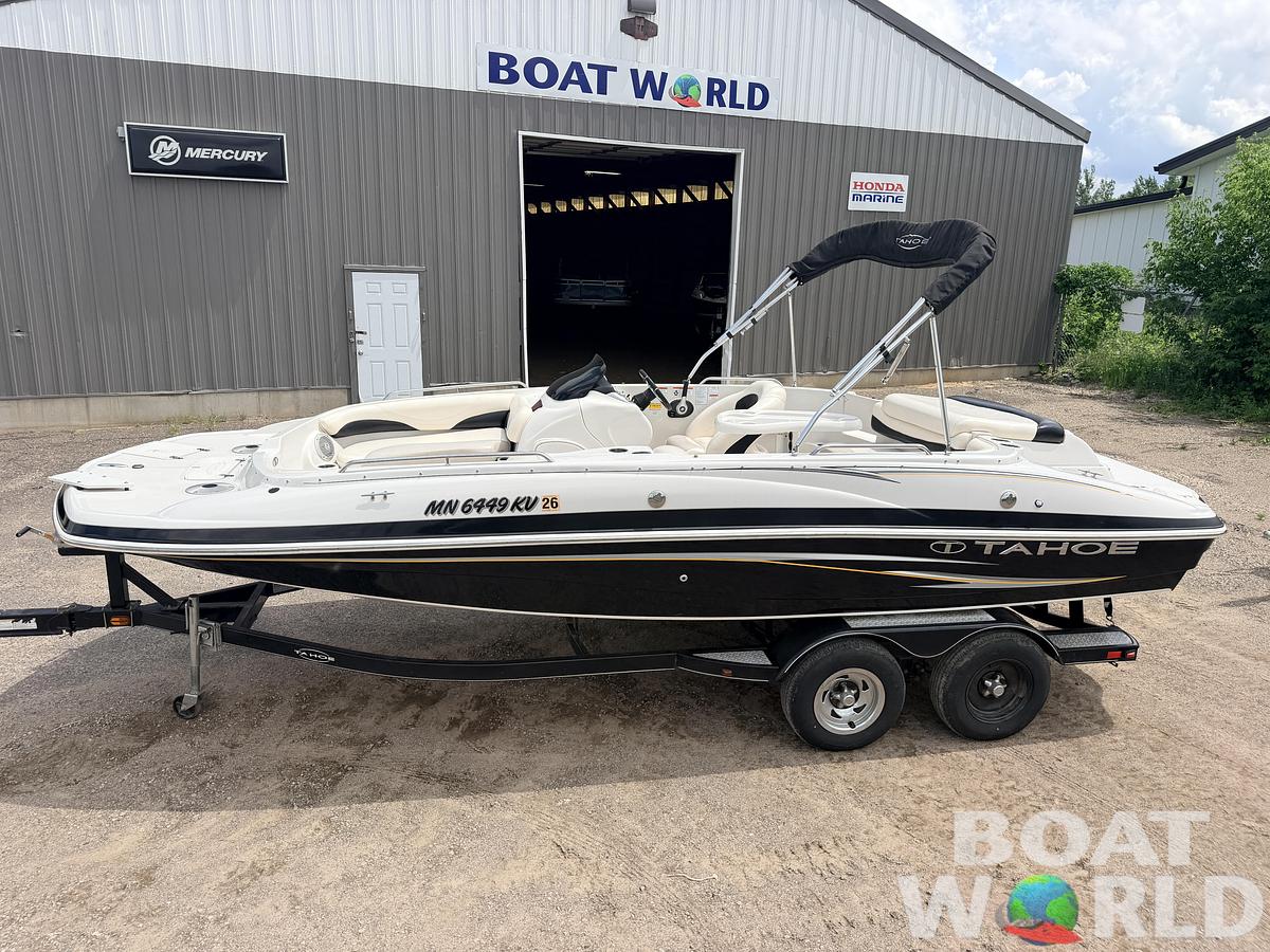 Used 2011 Tahoe 215 Xi Deck Boat & 220HP Mercruiser V8 -$17,995