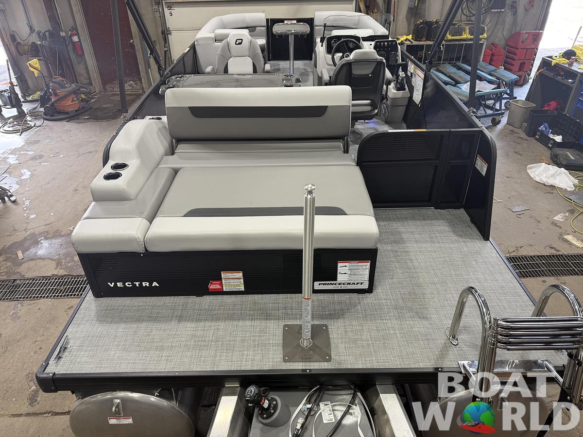 2026 Princecraft Vectra 23 RL SS Swingback Tritoon $43995