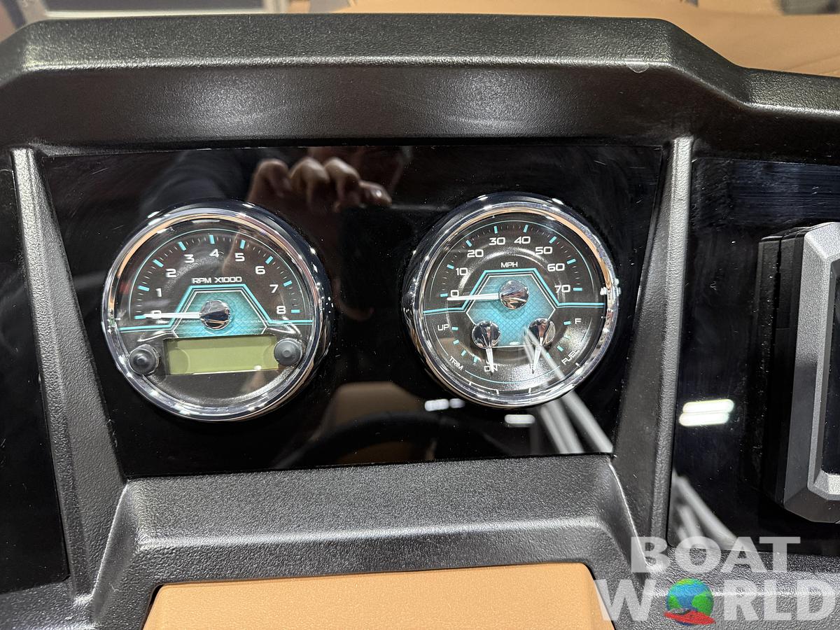2027 Tahoe LTZ VRL 2385 Swingback Tritoon $53995