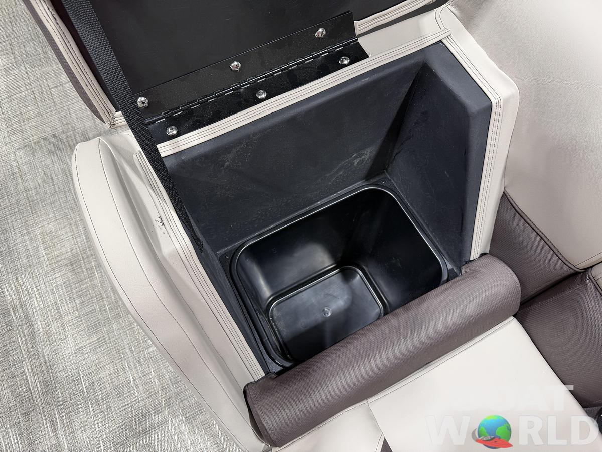 2027 Bentley Legacy 220 Navigator Quad Lounge Pontoon $42995