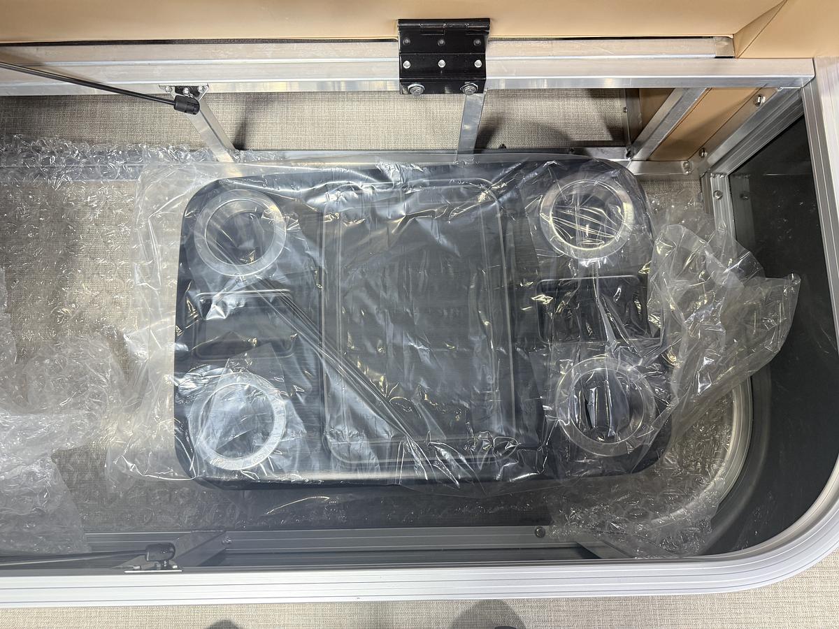 2026 Tahoe Pontoons Sport 2385 Swingback (VRB) & Honda 4-Stroke EFI