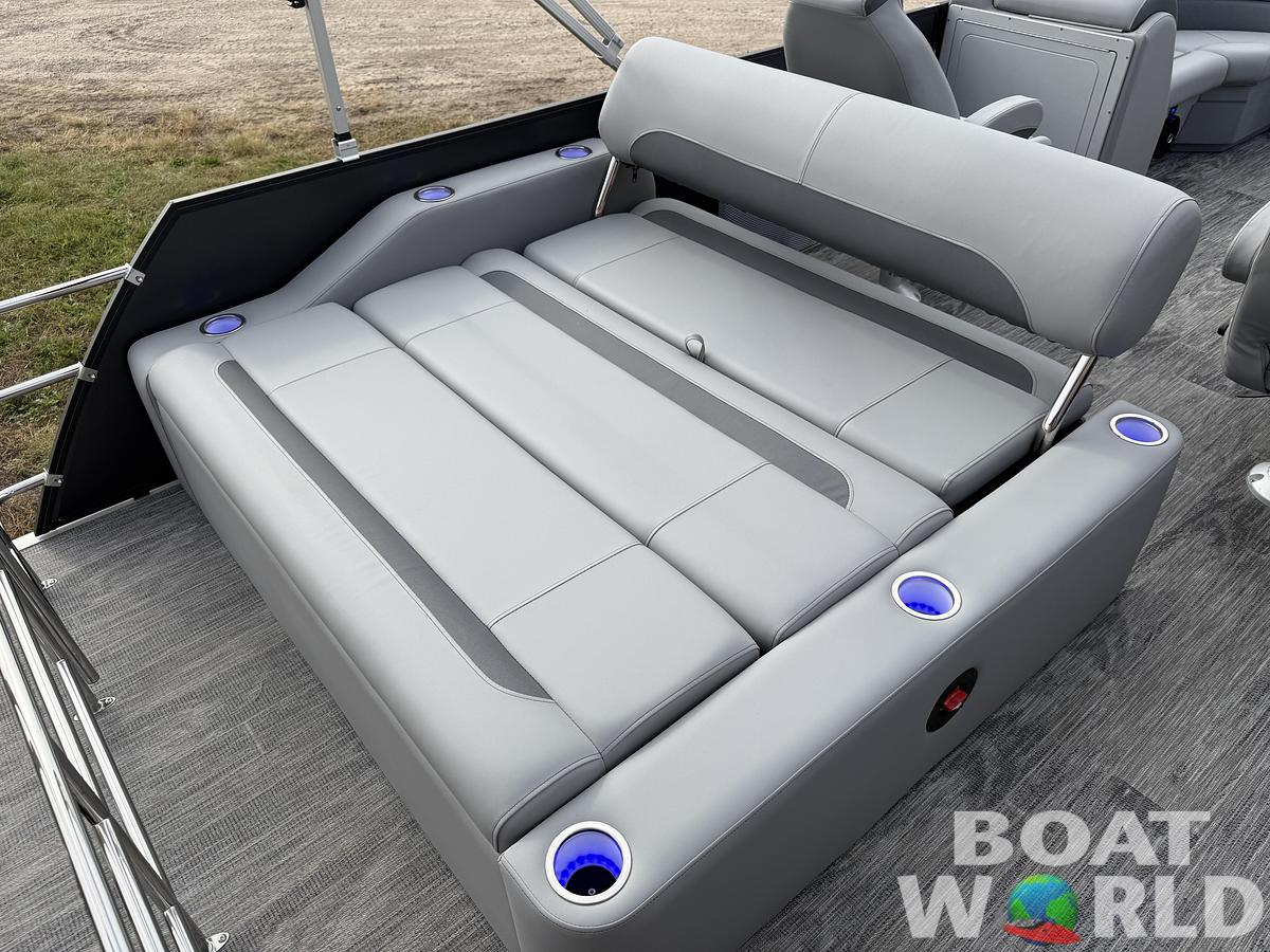 2026 Bentley Pontoons Legacy 200 Swingback Pontoon