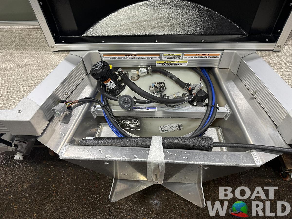 2026 Tahoe Pontoons Sport 2185 Rear Fish 