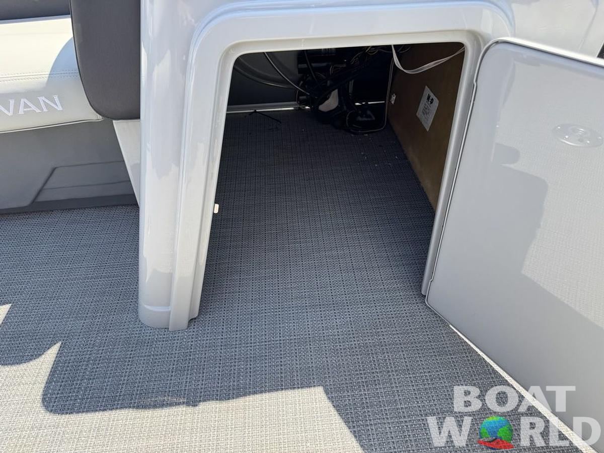 Used 2023 Sylvan 820 Party Fish Pontoon