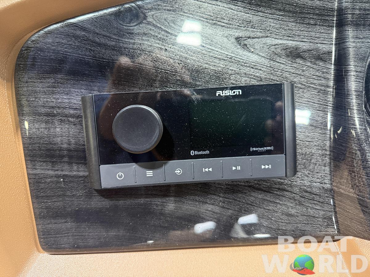 2026 Tahoe Pontoons LTZ 2385 Quad Lounge 