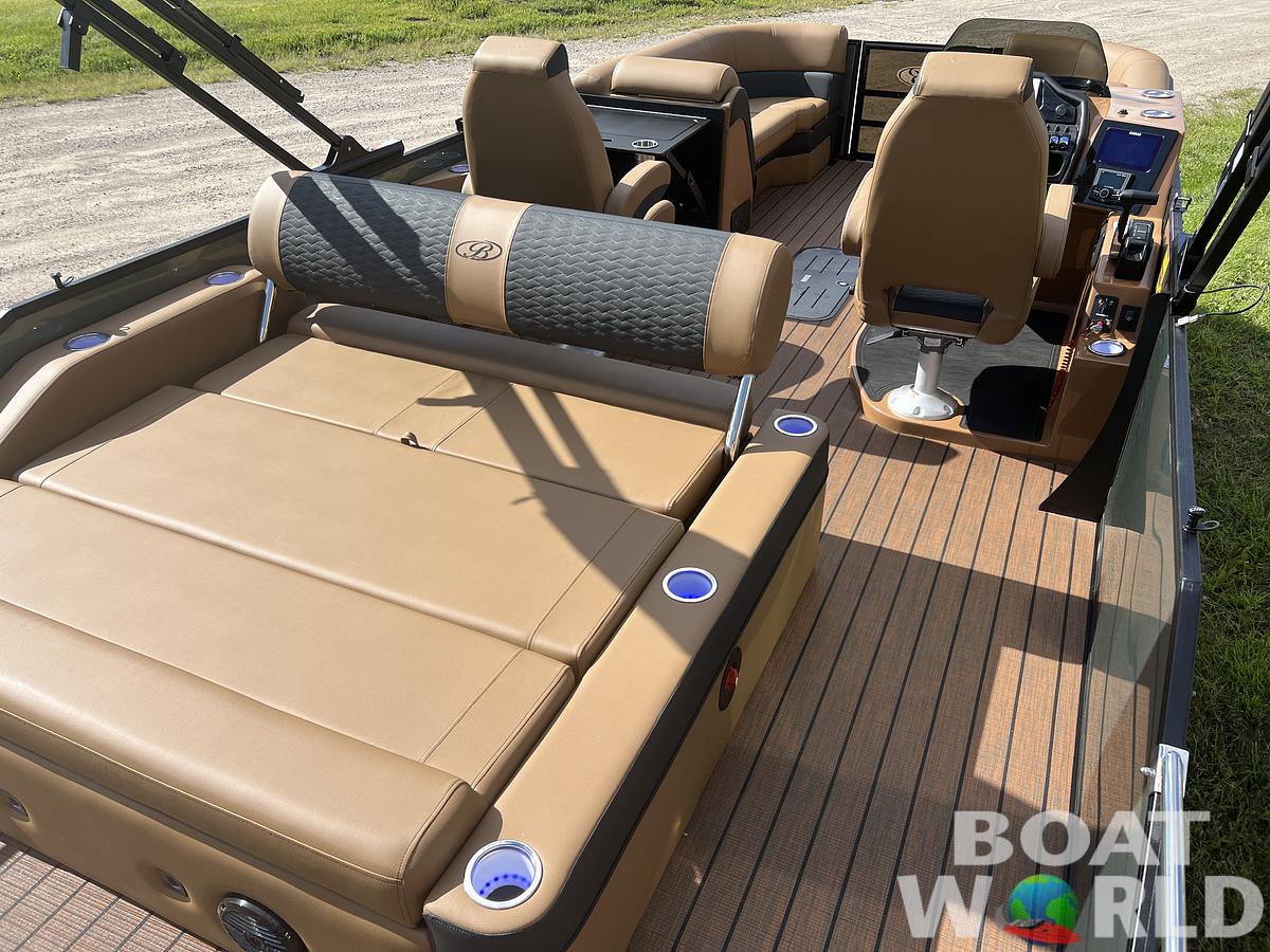 2026 Bentley Pontoons Elite 223 Swingback Tritoon