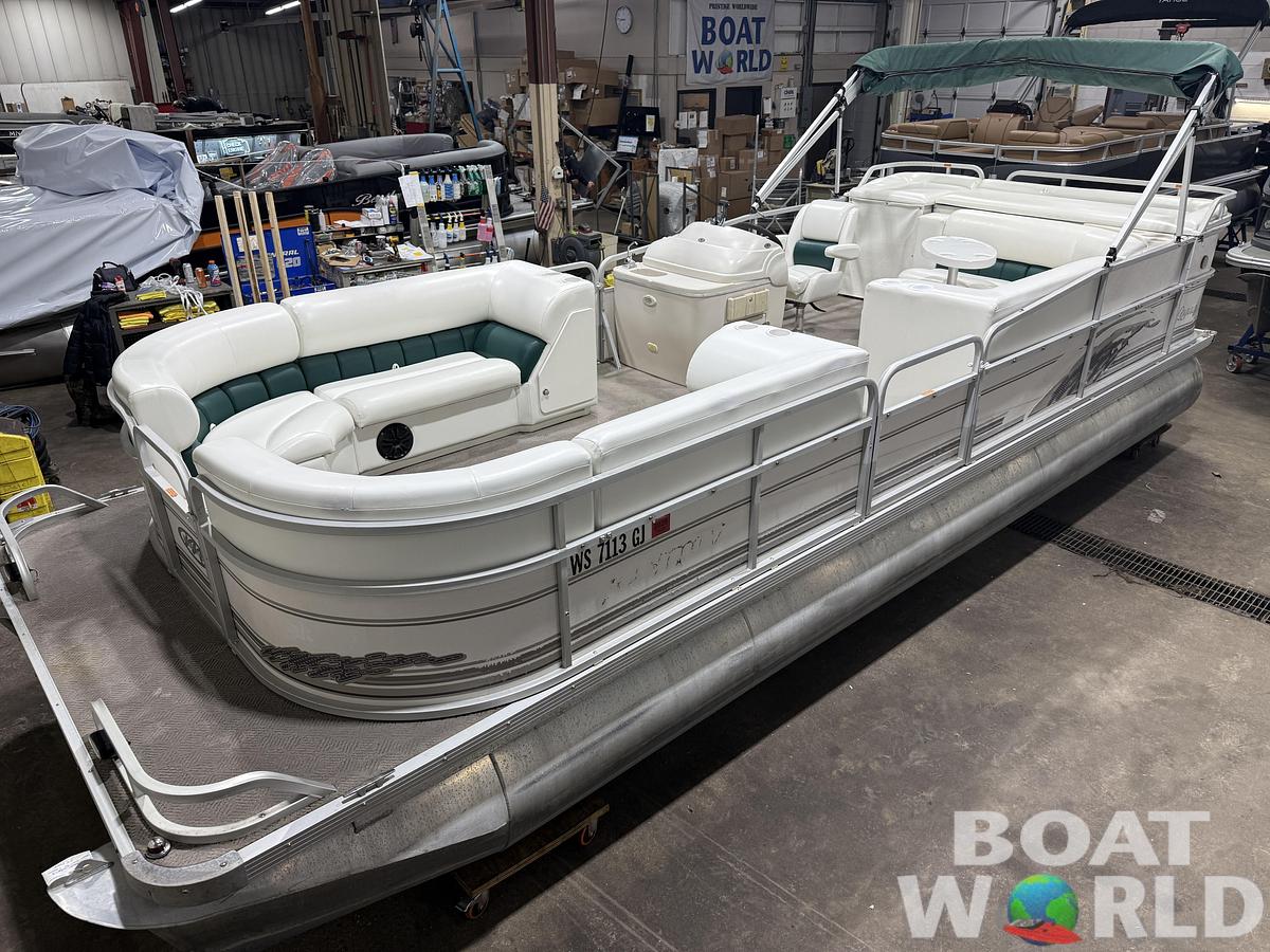 Used 2001 Manitou  Legacy 240 & 2017 Mercury 4Stroke EFI $12,995