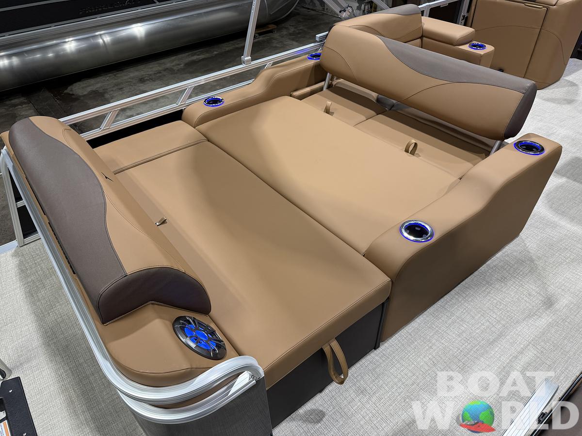 2026 Tahoe Pontoons LTZ 2385 Swingback (VRL) Tritoon