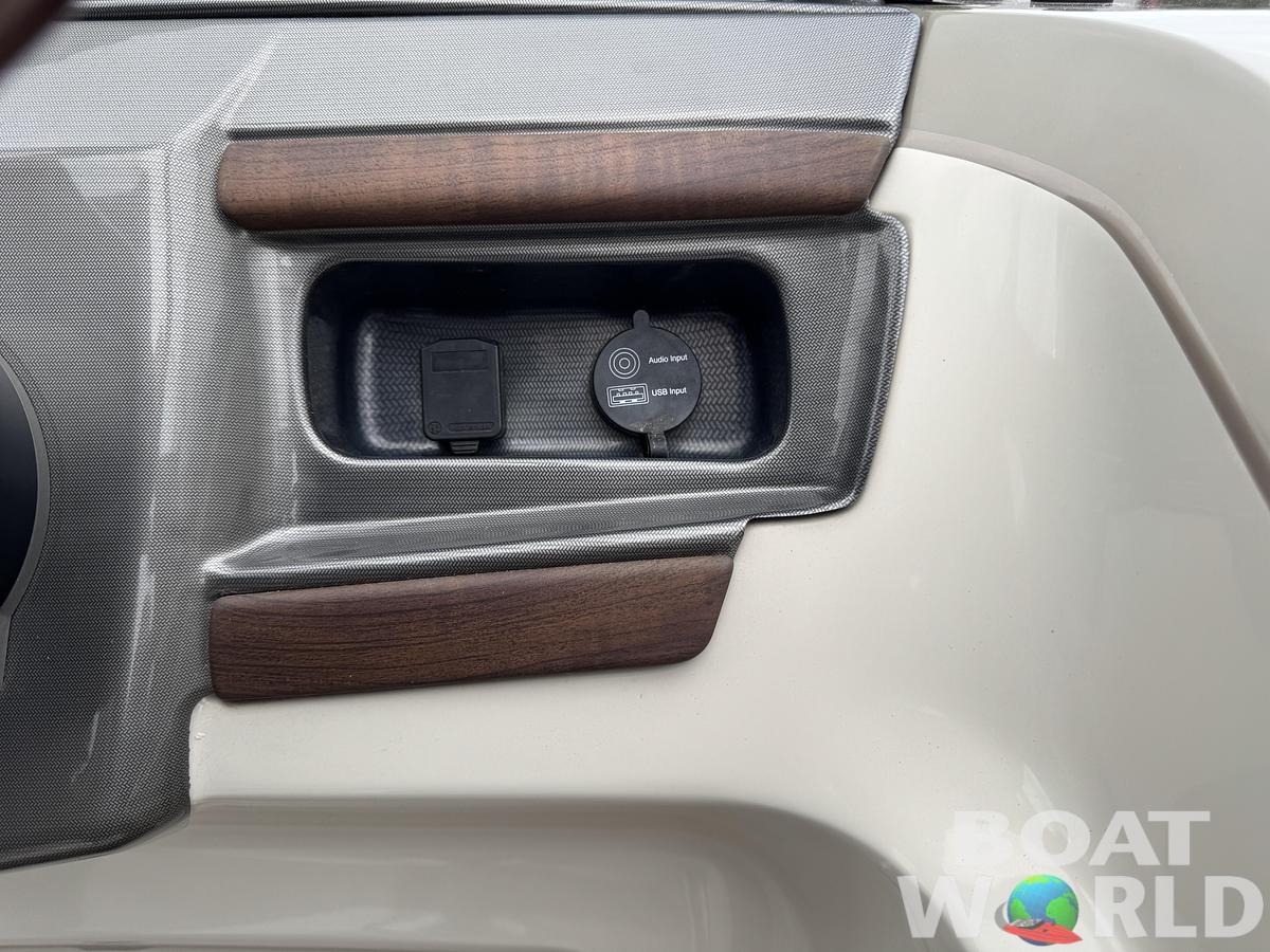 Used 2013 Premier 250 Intrigue Pontoon with 140HP Suzuki Fourstroke EFI