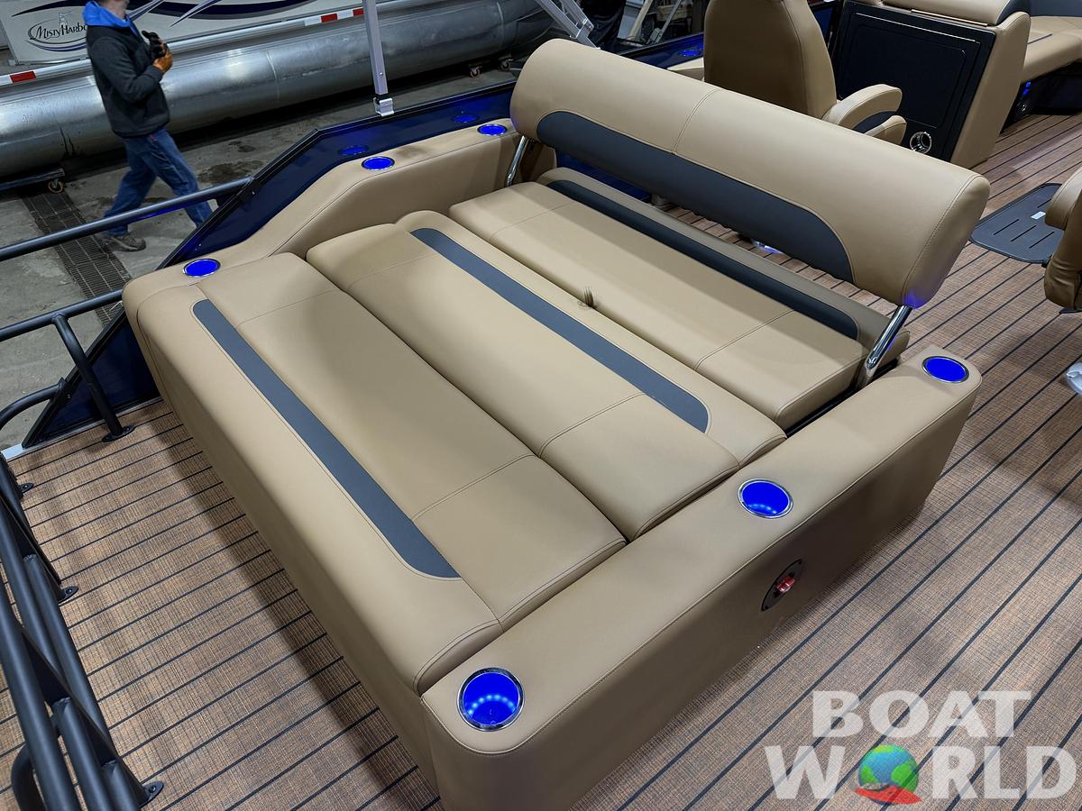 2026 Bentley Legacy 223 Swingback Tritoon $52995