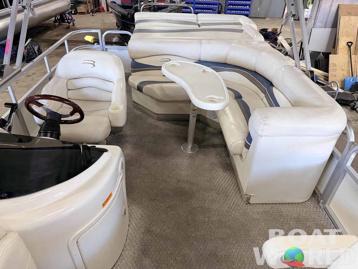 Used 2005 Bennington 2275 RL & 75HP Yamaha 4Stroke - $15,995