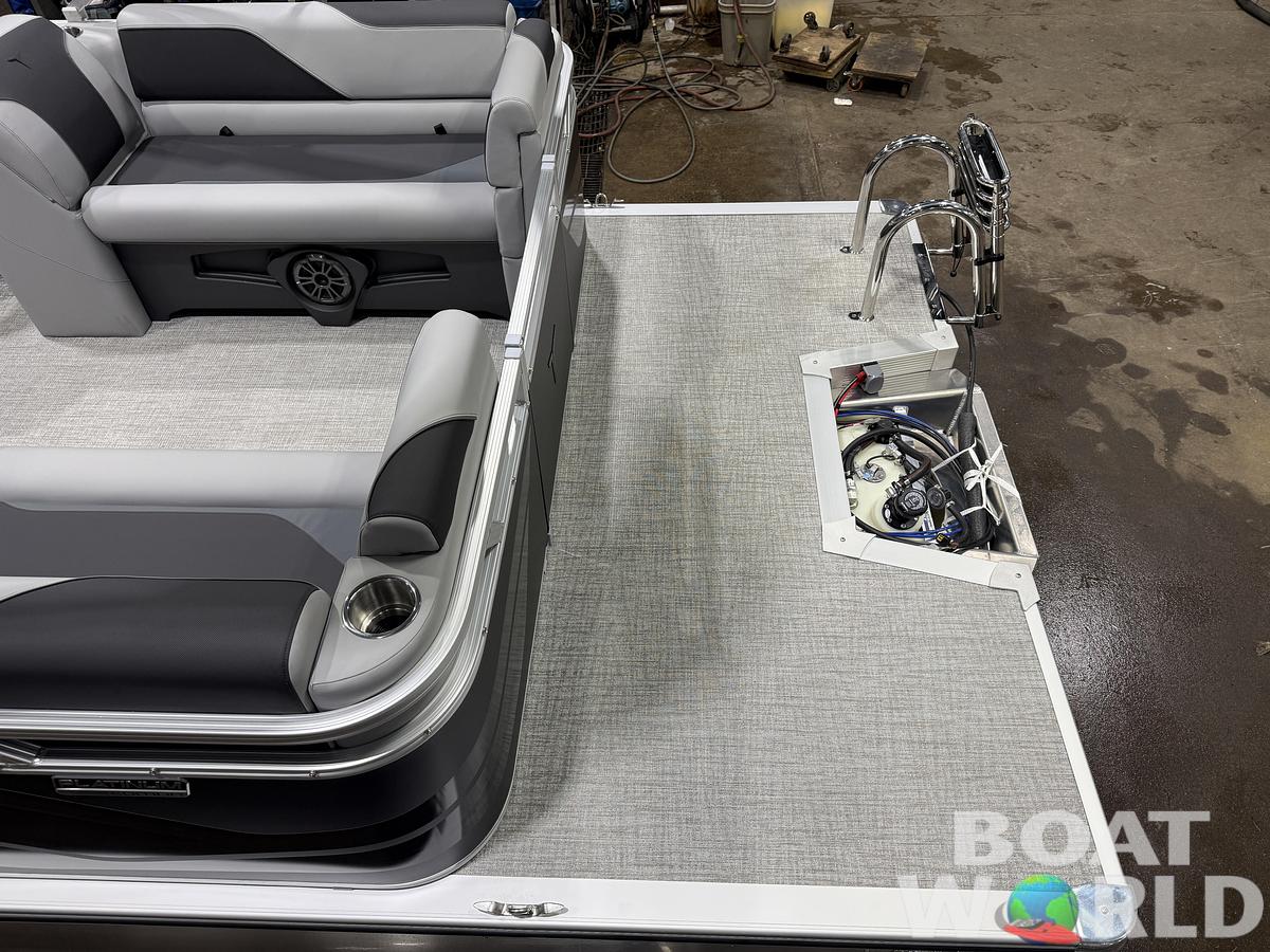 2026 Tahoe Pontoons Sport 2180 Quad Lounge