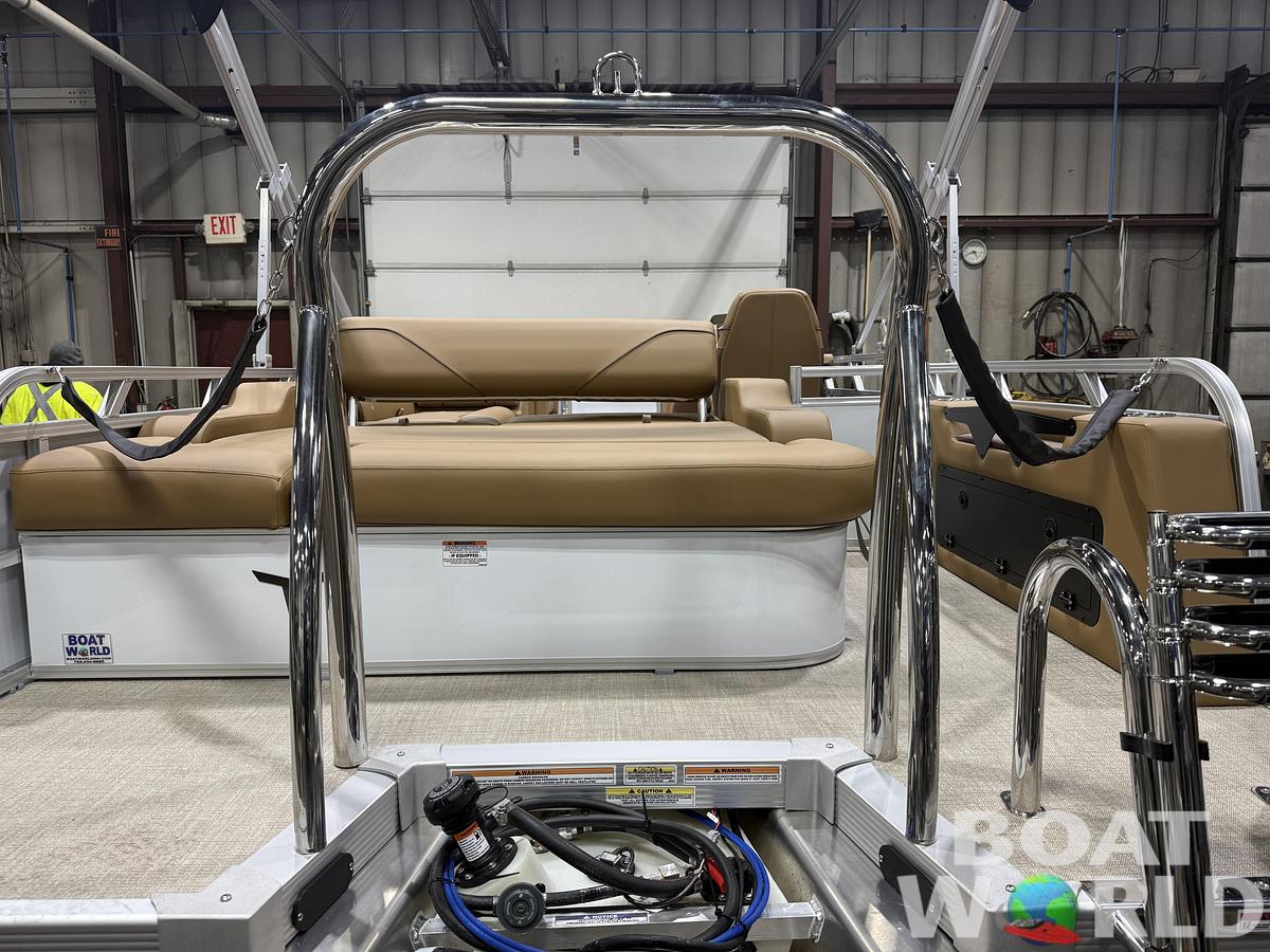 2026 Tahoe Pontoons Sport 2180 Swingback (VRB)