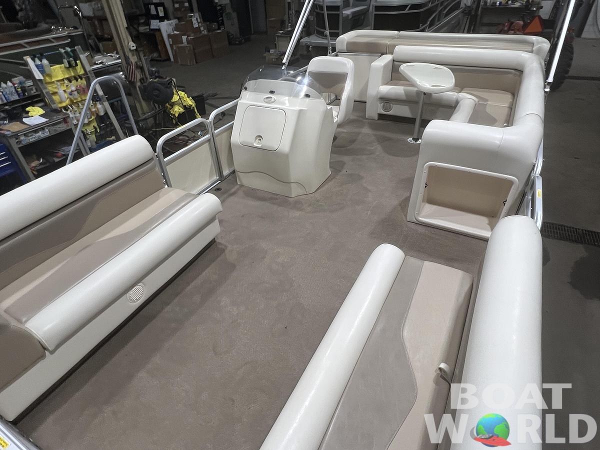 Used 2005 Sweetwater Tuscany 2286 & 40HP Yamaha 4Stroke -$12,995