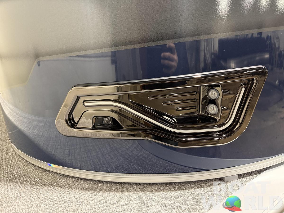 2026 Tahoe Sport VRB 2385 Swingback & 4-Stroke $34995