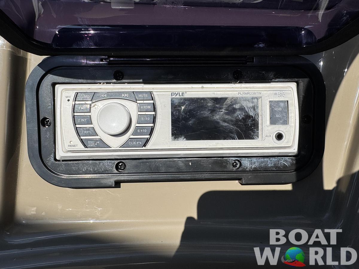 Used 2011 Premier 201 Gemini Fish 'n Cruise Pontoon