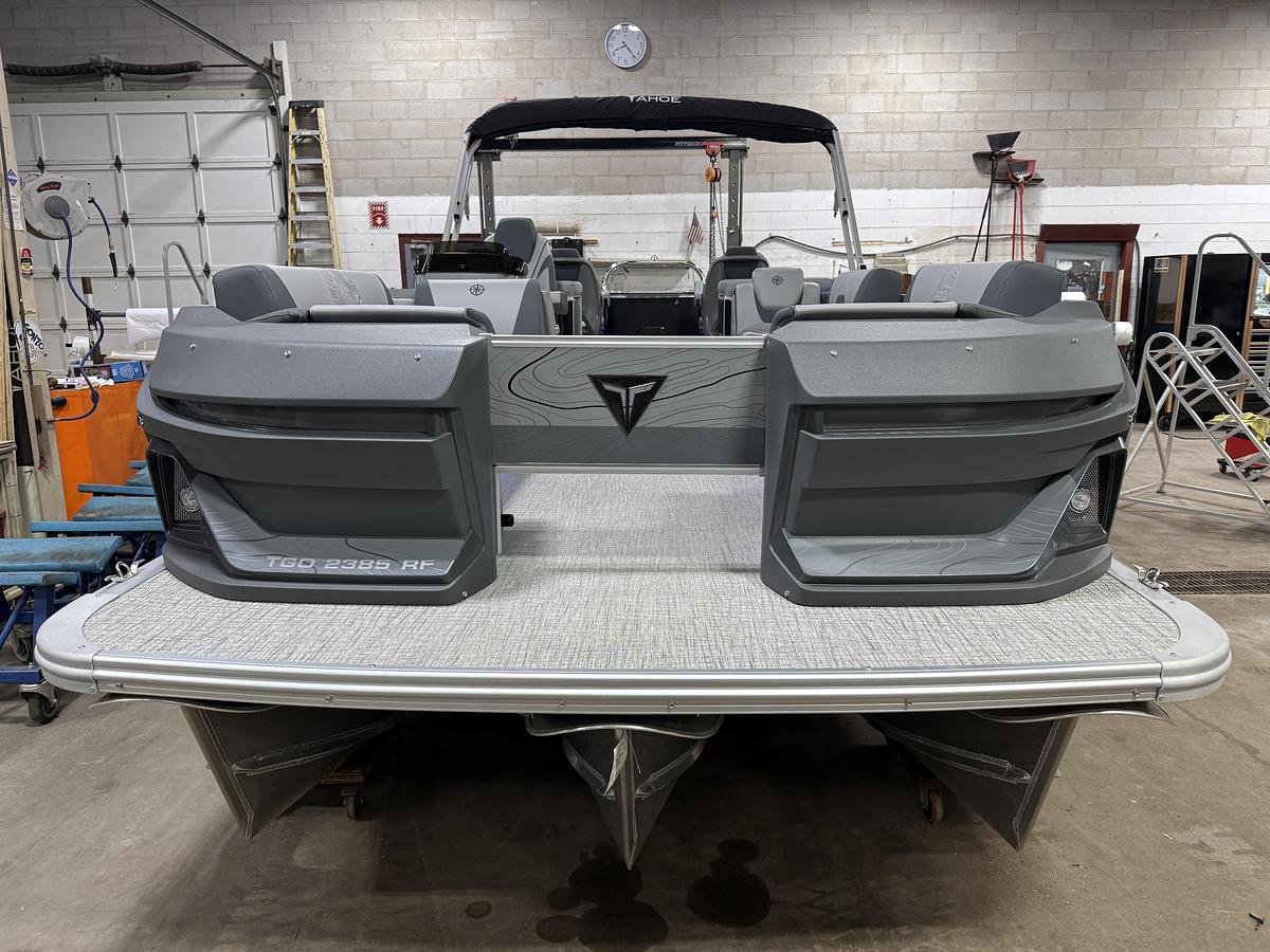 2025 Tahoe Pontoons GEOfish 2385 Rear Fish Tritoon & Honda 4-Stroke EFI