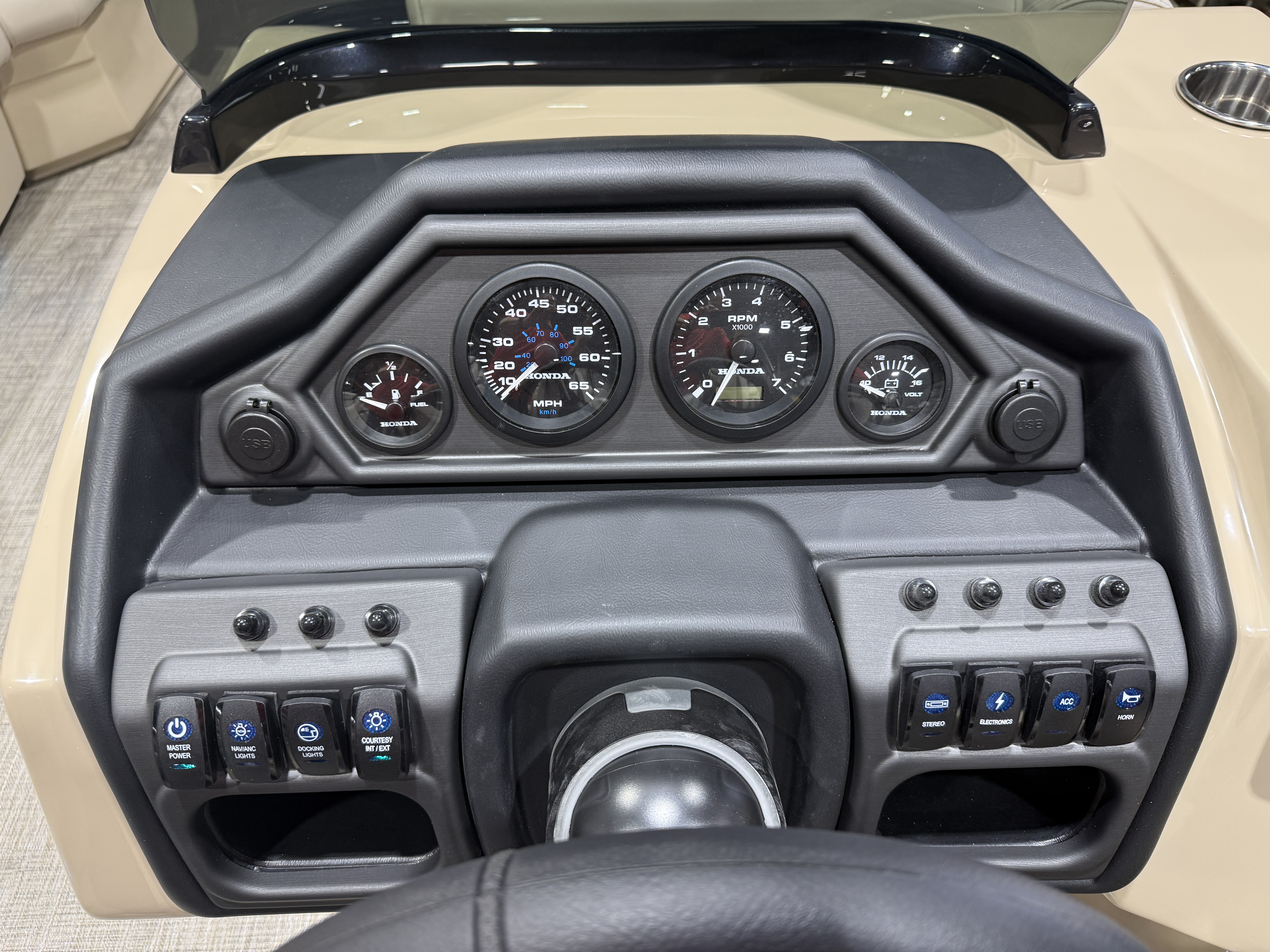 2027 Bentley Legacy 220 Navigator Quad Lounge Pontoon $42995