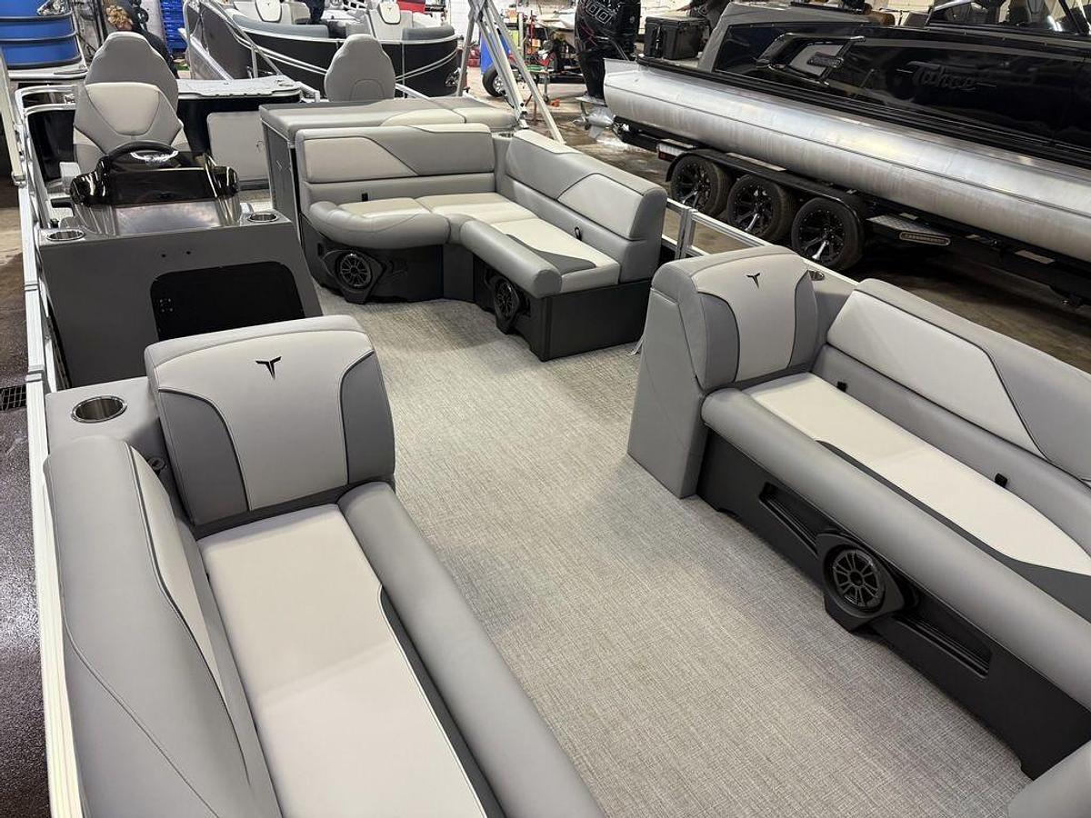 2025 Tahoe Pontoons Sport 2385 Rear Fish & Honda 4-Stroke EFI