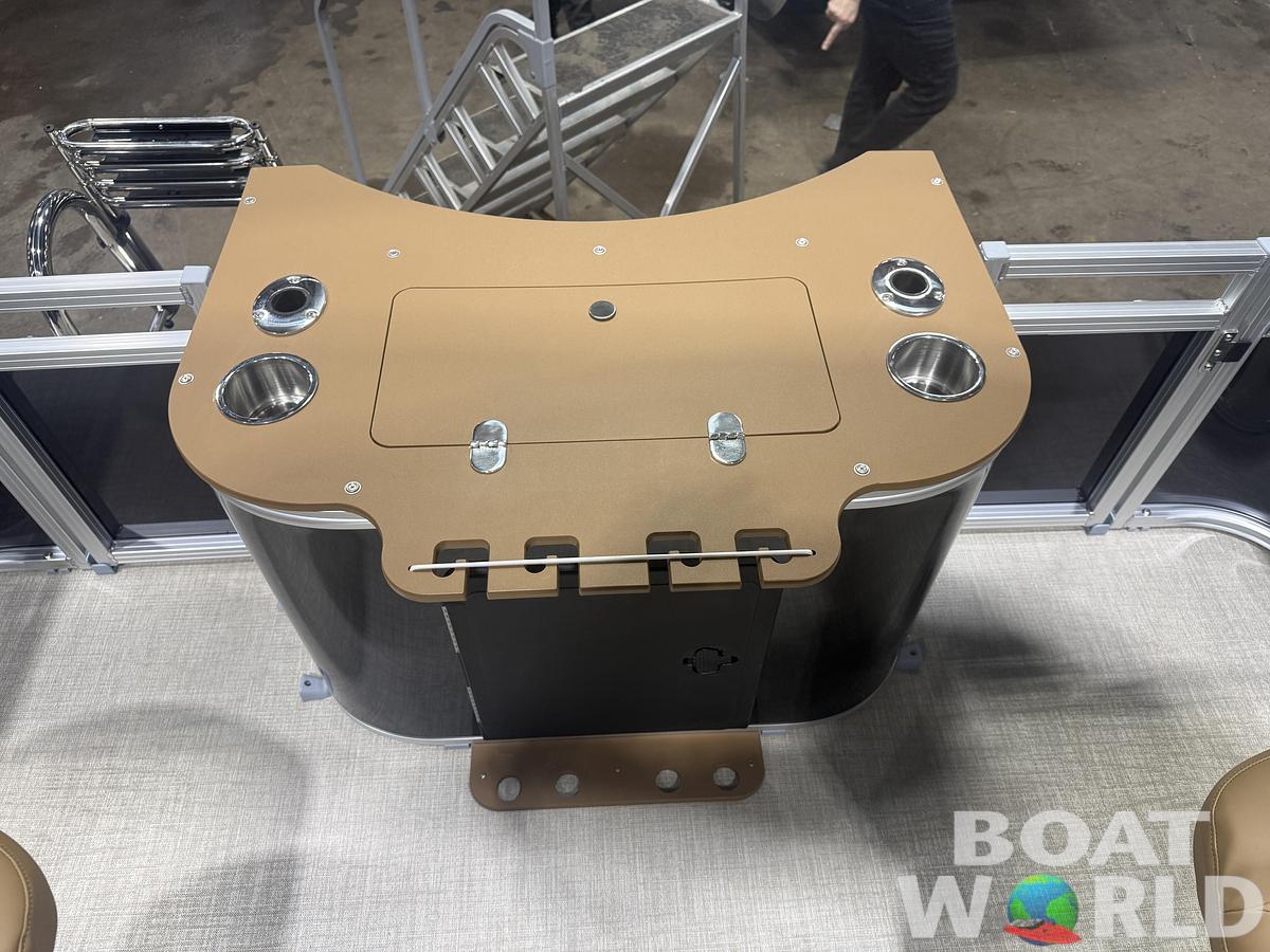 2026 Tahoe Pontoons Sport 2185 Rear Fish 